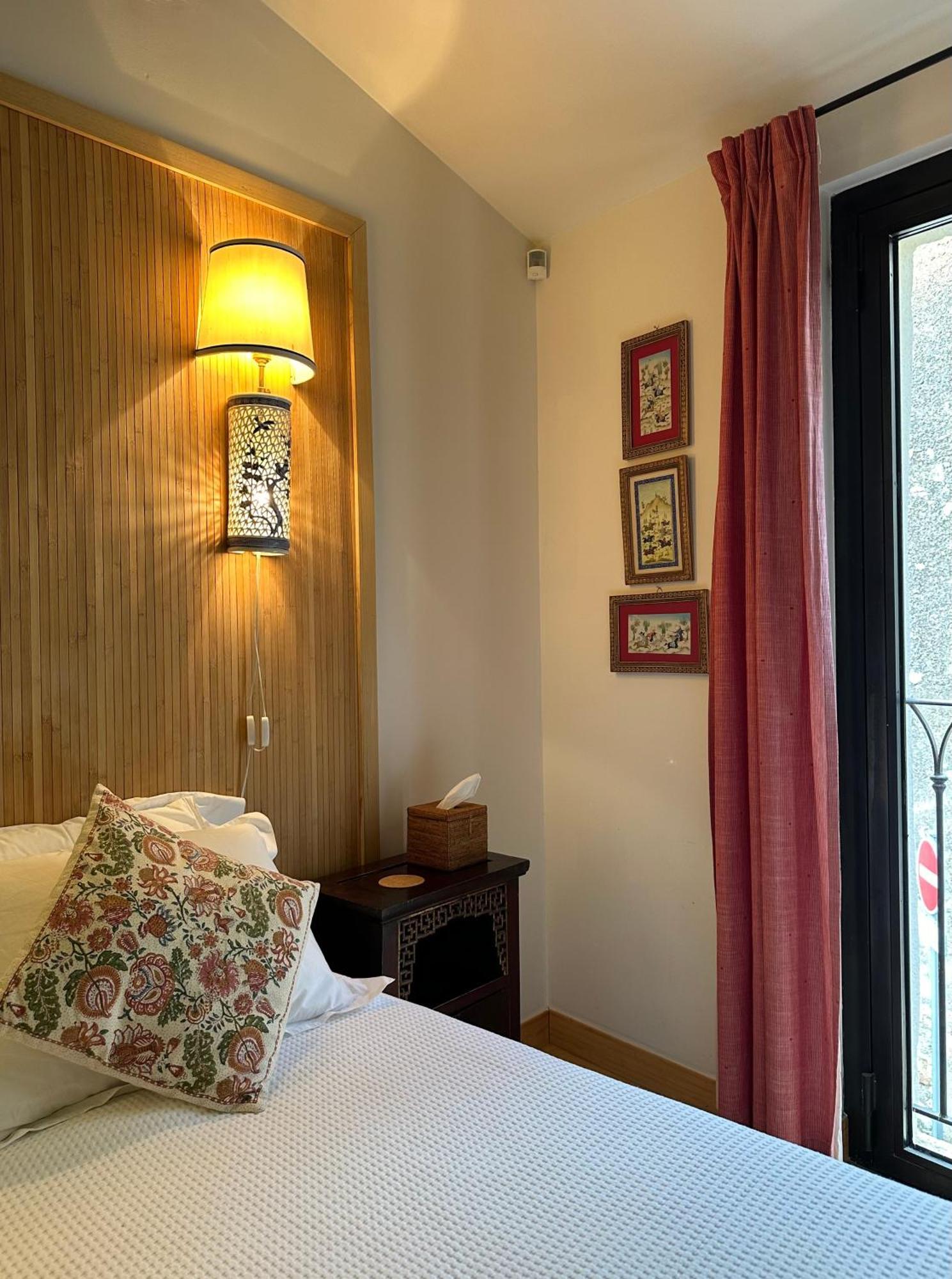 La Cour Carree Bed & Breakfast Rustrel Exterior foto